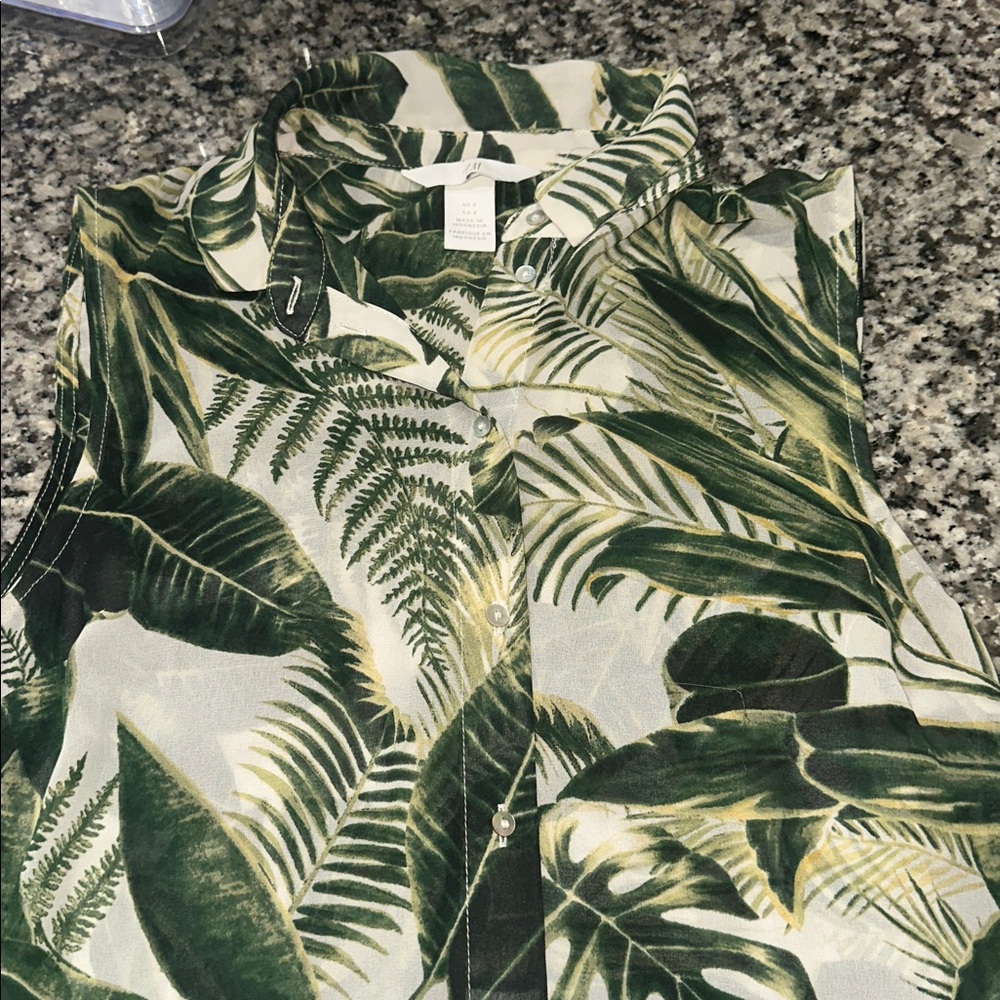 H&M Green Leaf Print Blouse